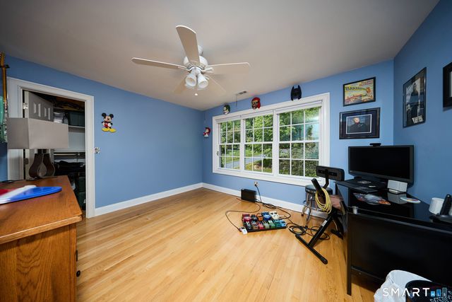 4 Nature Lane, Shelton, CT 06484