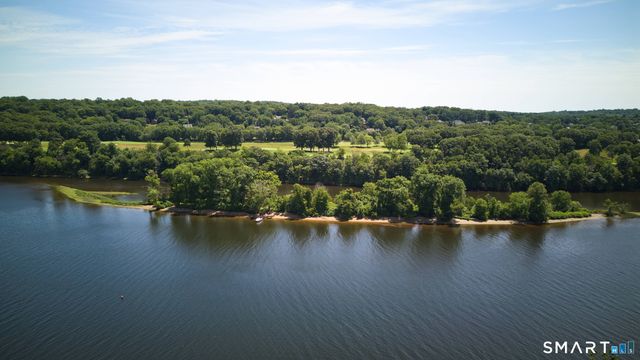 4 Nature Lane, Shelton, CT 06484