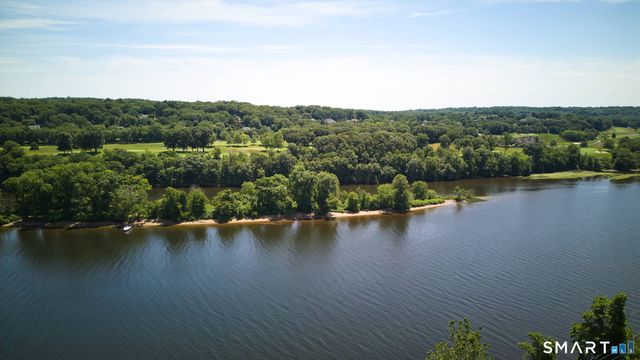 4 Nature Lane, Shelton, CT 06484