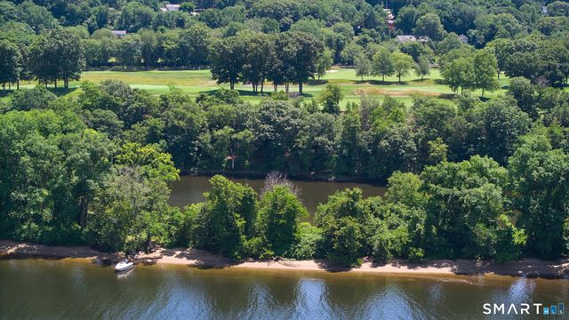 4 Nature Lane, Shelton, CT 06484