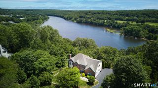 4 Nature Lane, Shelton, CT 06484