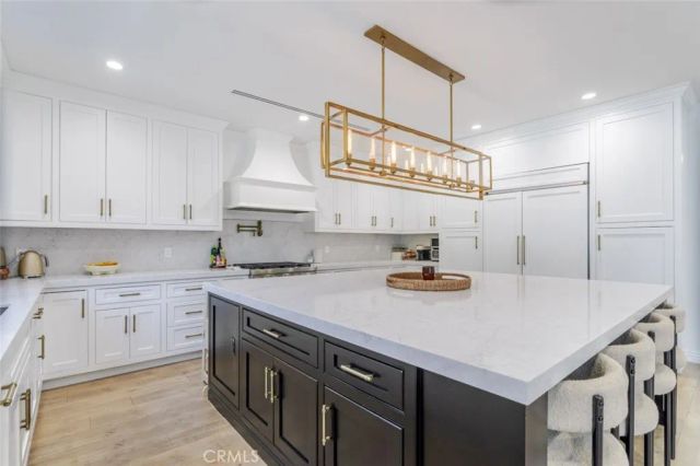 5949 Rhodes Avenue, Valley Village, CA 91607