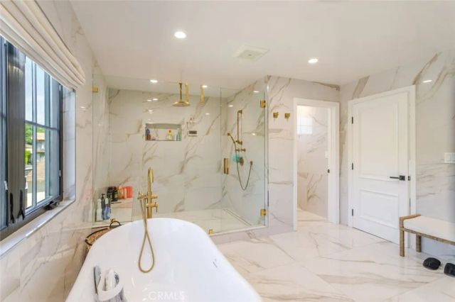 5949 Rhodes Avenue, Valley Village, CA 91607