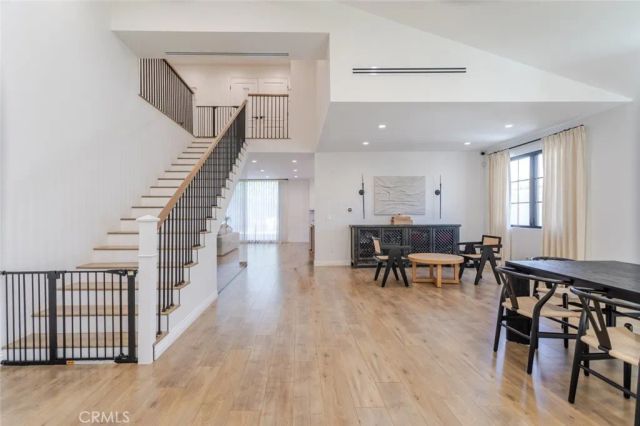 5949 Rhodes Avenue, Valley Village, CA 91607