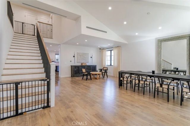 5949 Rhodes Avenue, Valley Village, CA 91607