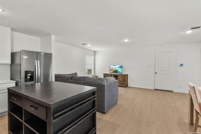 3746 Glade Creek, San Antonio, TX 78245