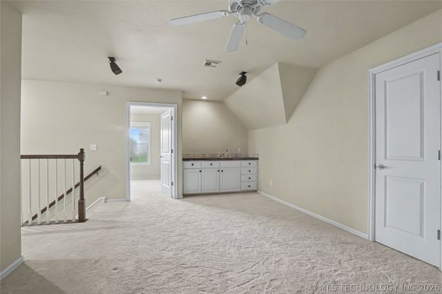 2325 W Lowry Road, Claremore, OK 74017