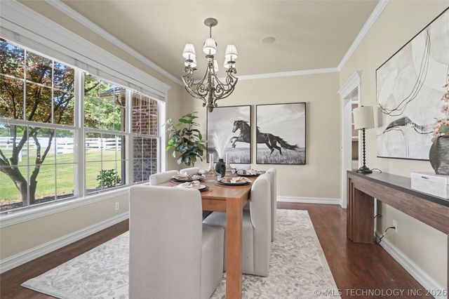 2325 W Lowry Road, Claremore, OK 74017