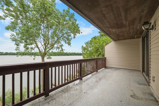 730 Cliffs Drive 304 A, Ypsilanti, MI 48198