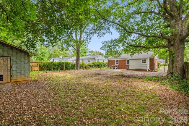 2242 Markham Court, Charlotte, NC 28205