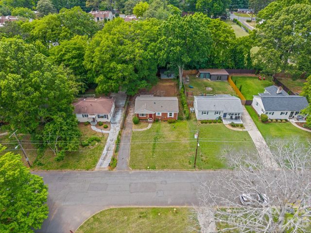 2242 Markham Court, Charlotte, NC 28205