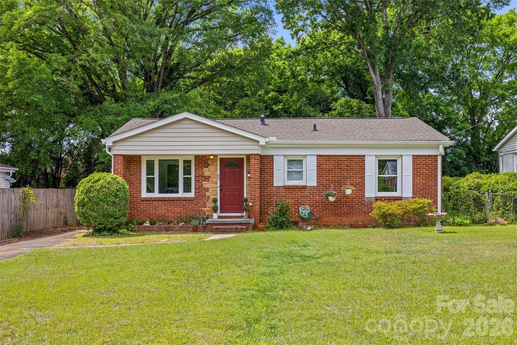 2242 Markham Court, Charlotte, NC 28205