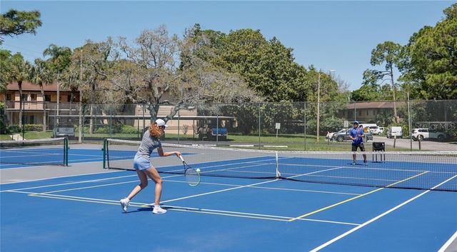 2682 SABAL SPRINGS CIRCLE 204, Clearwater, FL 33761