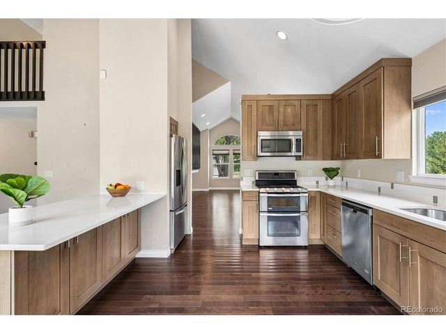 200 Powderhorn Trl, Broomfield, CO 80020