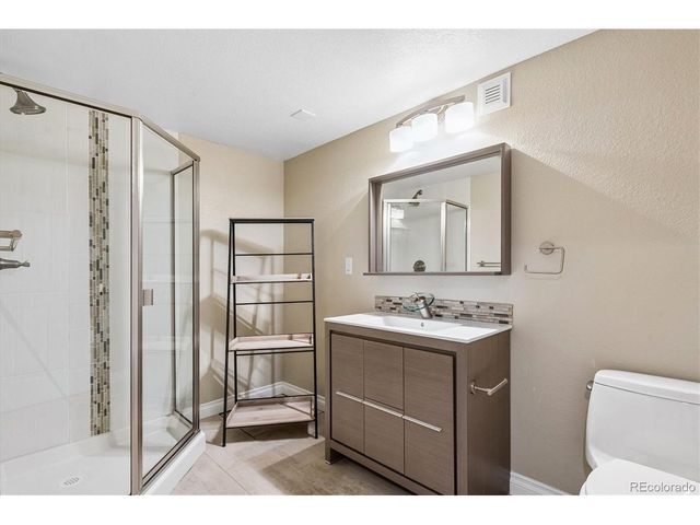 200 Powderhorn Trl, Broomfield, CO 80020