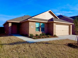 1806 Yale Street, Farmersville, TX 75442