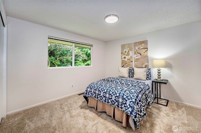 5503 138th Place SW, Edmonds, WA 98026