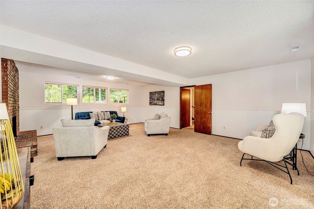 5503 138th Place SW, Edmonds, WA 98026