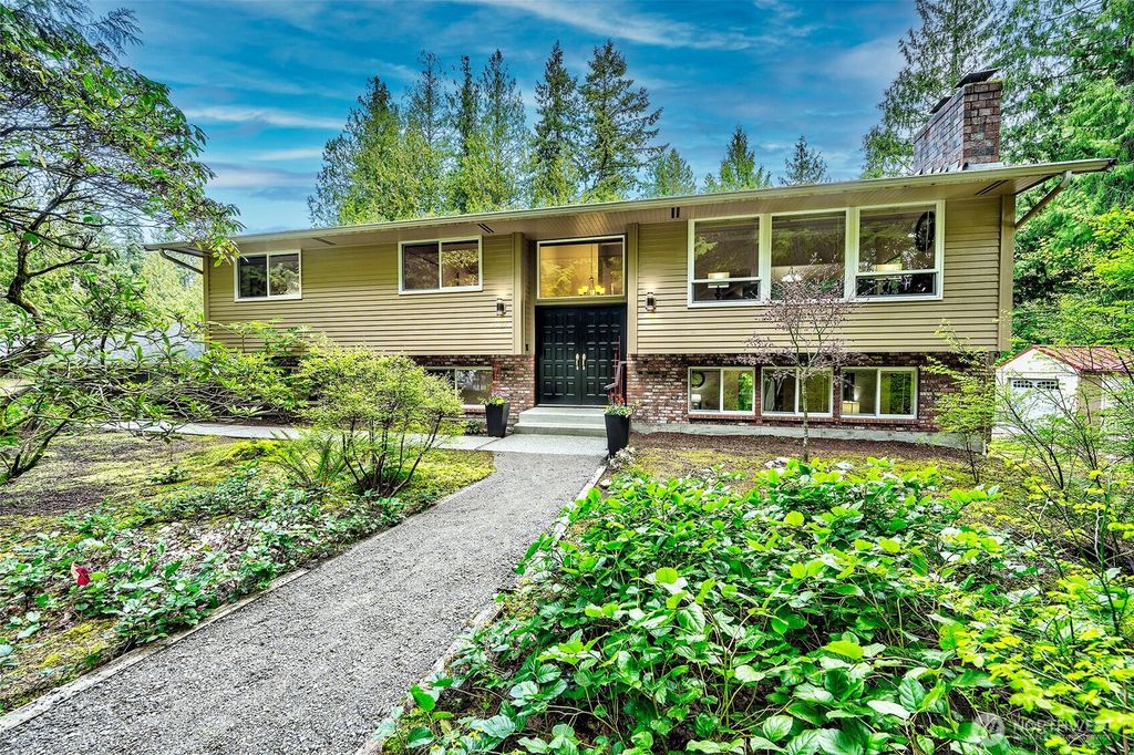 5503 138th Place SW, Edmonds, WA 98026