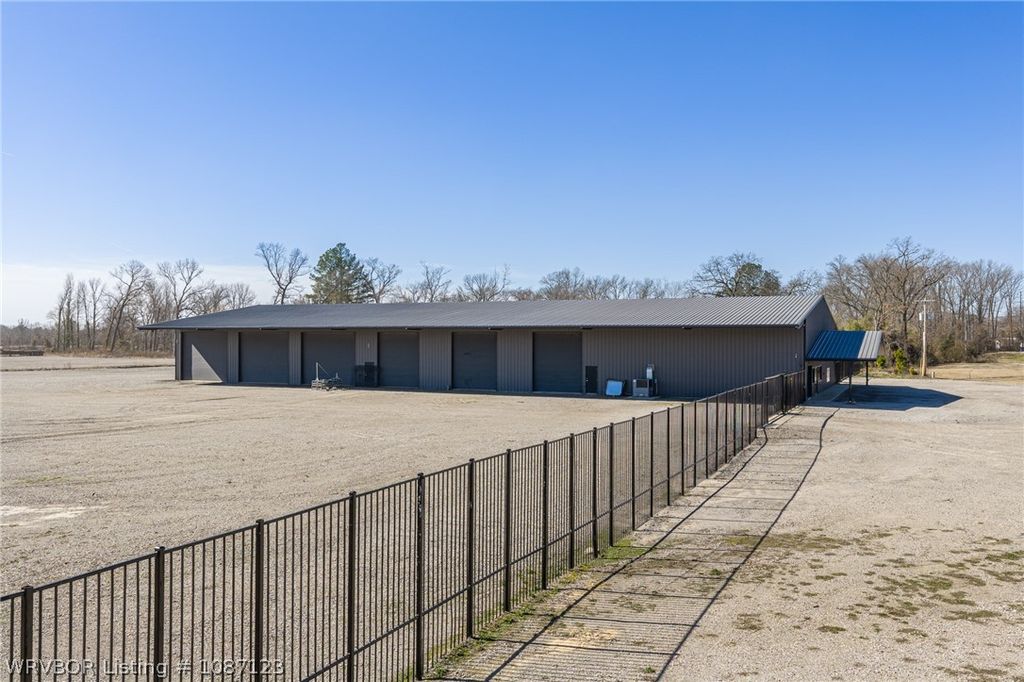 6622 Alma Highway 6622 Alma Highway