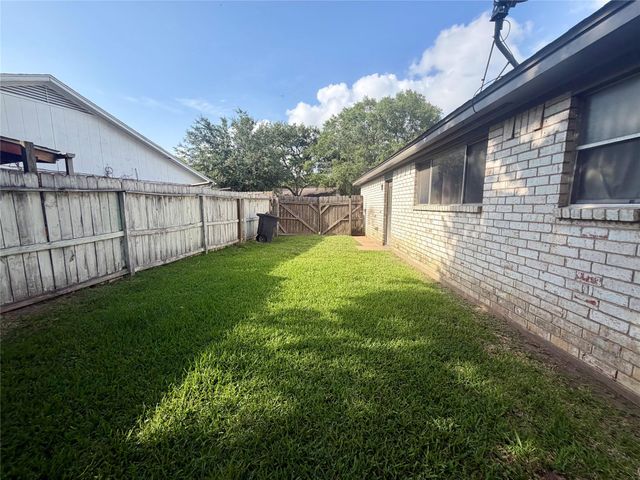 5319 Lincoln Town Drive, Katy, TX 77493