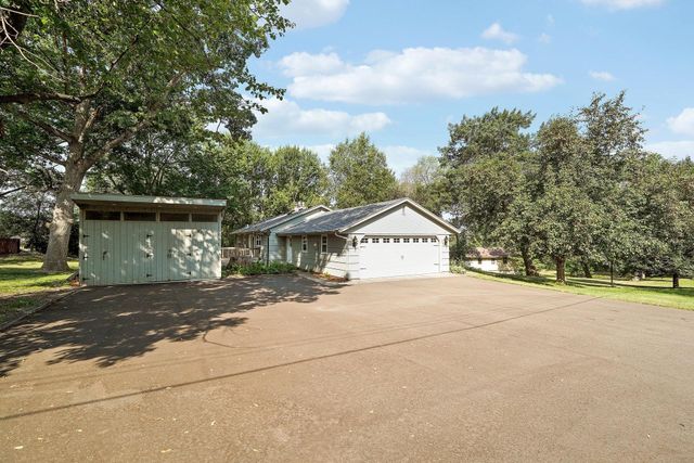 17435 30th Avenue N, Plymouth, MN 55447