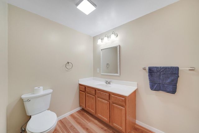 17435 30th Avenue N, Plymouth, MN 55447