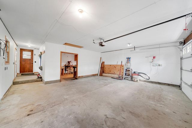 17435 30th Avenue N, Plymouth, MN 55447