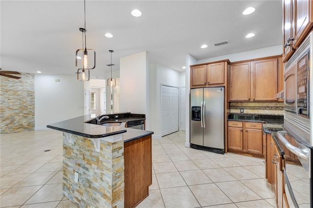 5050 WHITEWATER WAY, St Cloud, FL 34771
