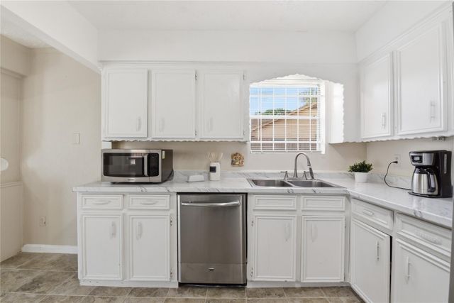 9211 Benning Drive, Houston, TX 77031