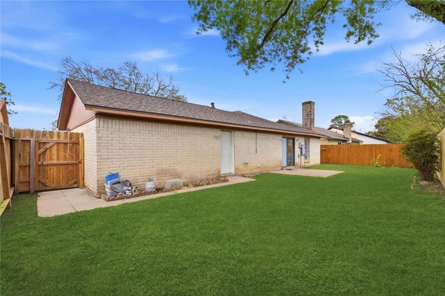 9211 Benning Drive, Houston, TX 77031