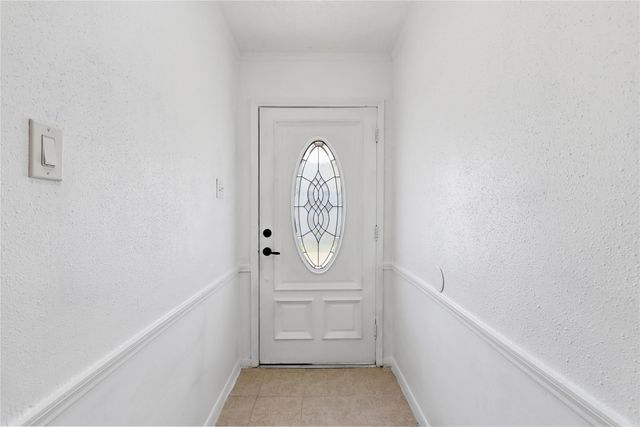 9211 Benning Drive, Houston, TX 77031