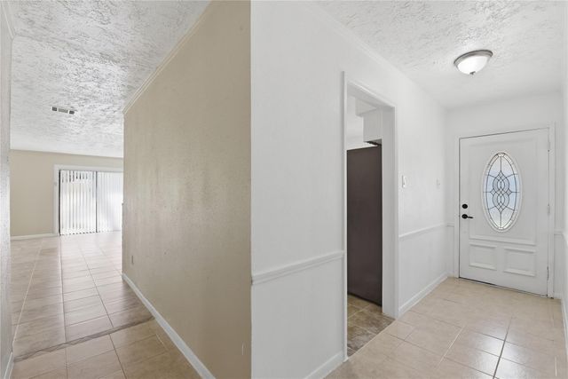 9211 Benning Drive, Houston, TX 77031