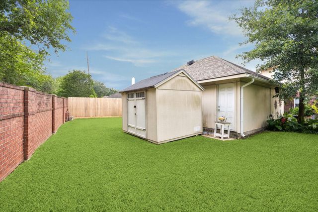 3023 Rothbury Drive, Pearland, TX 77584