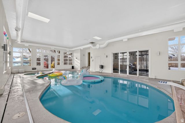 5304 S SKYLINE PKWY, Ogden, UT 84403