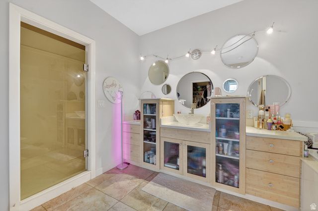 5304 S SKYLINE PKWY, Ogden, UT 84403