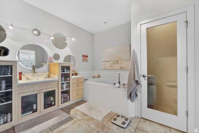 5304 S SKYLINE PKWY, Ogden, UT 84403