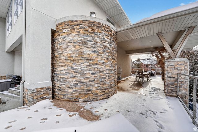 5304 S SKYLINE PKWY, Ogden, UT 84403