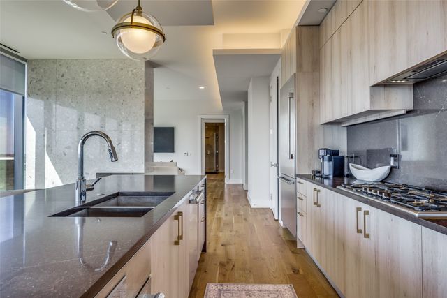 8119 Douglas Avenue 1406, Dallas, TX 75225