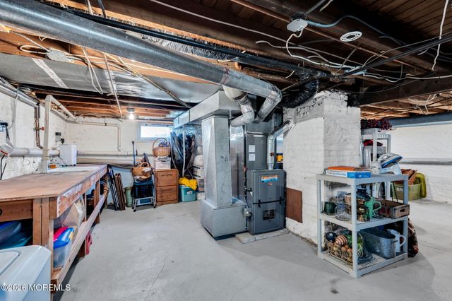 40 Foster Street, Middletown, NJ 07701