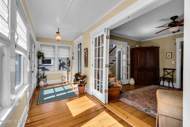 40 Foster Street, Middletown, NJ 07701