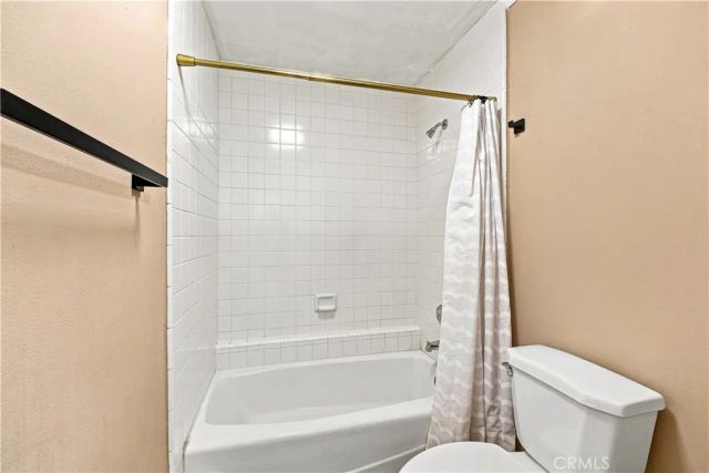 7436 Bobbyboyar Avenue, West Hills, CA 91307