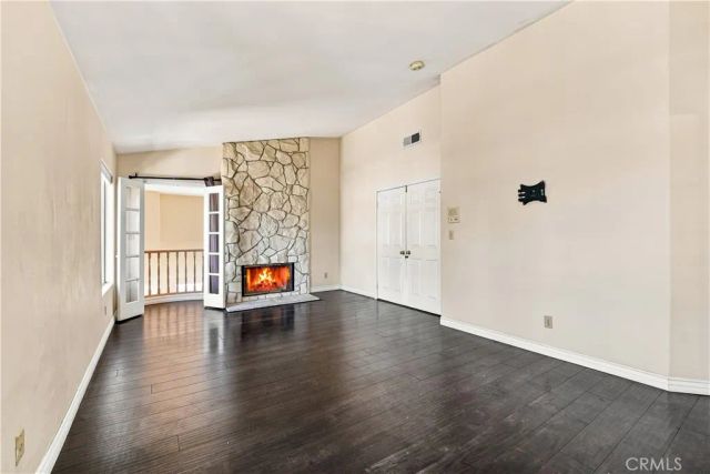 7436 Bobbyboyar Avenue, West Hills, CA 91307