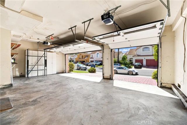 7436 Bobbyboyar Avenue, West Hills, CA 91307