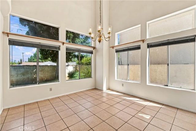 7436 Bobbyboyar Avenue, West Hills, CA 91307