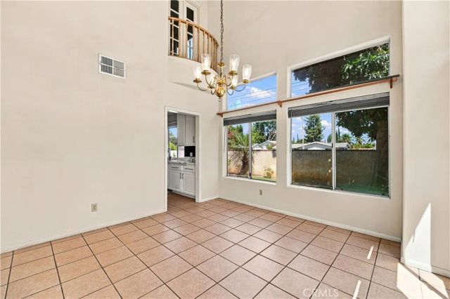 7436 Bobbyboyar Avenue, West Hills, CA 91307
