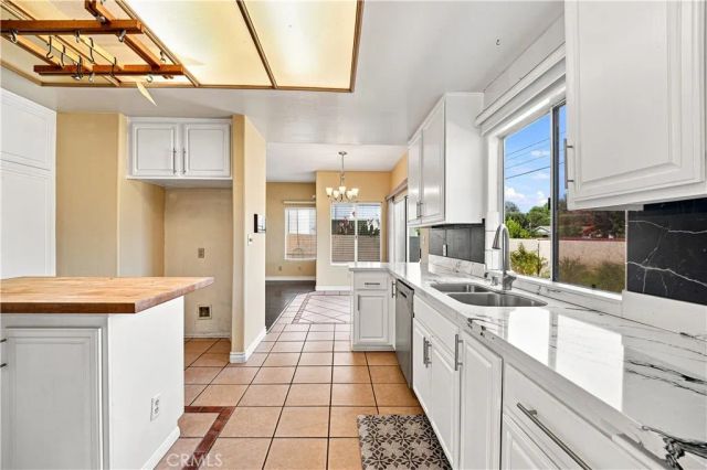 7436 Bobbyboyar Avenue, West Hills, CA 91307