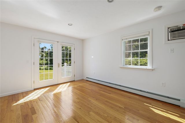 9 Spring Street, Jamestown, RI 02835
