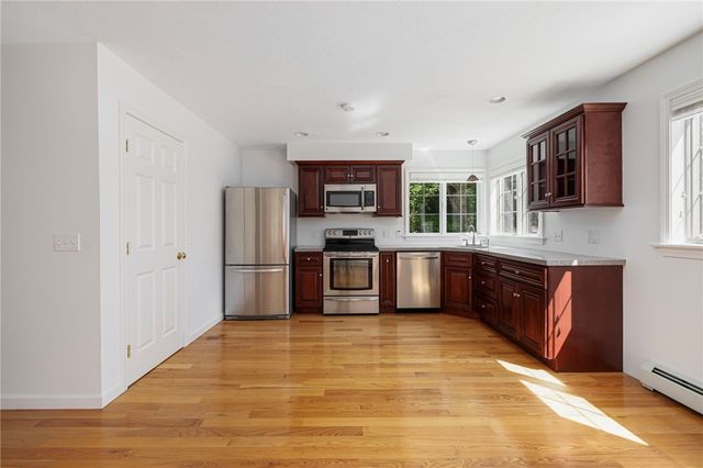 9 Spring Street, Jamestown, RI 02835