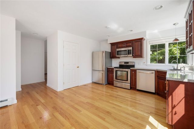 9 Spring Street, Jamestown, RI 02835